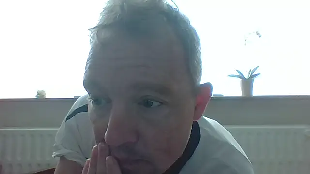 Snapshot of bertolini chatting on 19, 5, 2026 bertolini online show from 19, 5, 2026