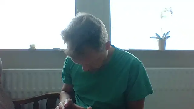 Snapshot of bertolini chatting on 5, 6, 2026 bertolini online show from 5, 6, 2026