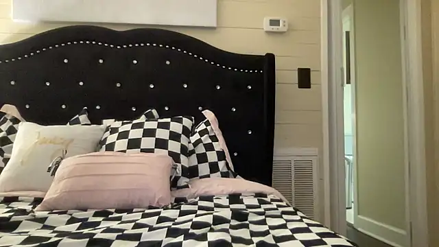 sexylilly69 online show from 30, 4, 2026
