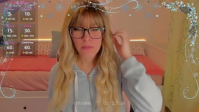 estivalae online show from 2, 12, 2024