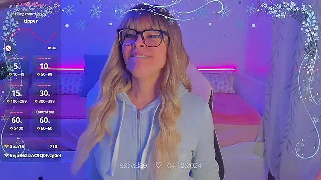 estivalae online show from 4, 12, 2024