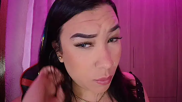 leahtemptation3 online show from 10, 11, 2025