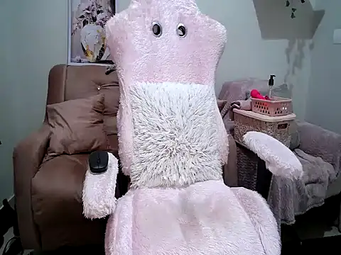 Irresistible24 online show from 21, 9, 2025