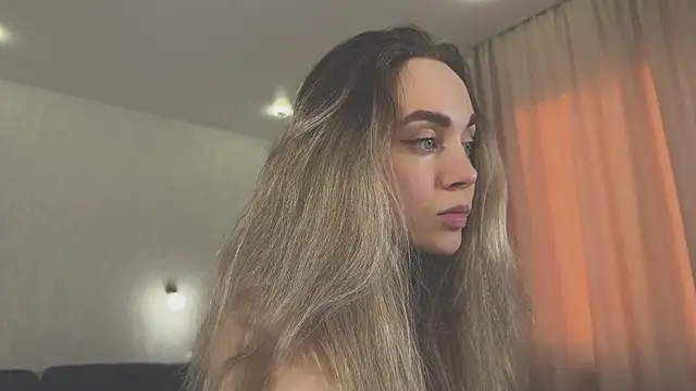 hotexclusive  online show from 6, 2, 2025