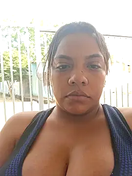 Snapshot of CanelitaPasion chatting on 3, 2, 2025 CanelitaPasion online show from 3, 2, 2025