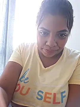 Snapshot of CanelitaPasion chatting on 18, 2, 2025 CanelitaPasion online show from 18, 2, 2025