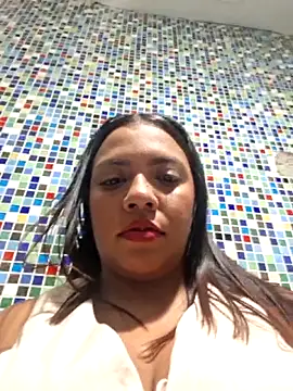 Snapshot of CanelitaPasion chatting on 4, 10, 2025 CanelitaPasion online show from 4, 10, 2025