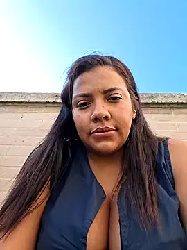 Snapshot of CanelitaPasion chatting on 3, 2, 2026 CanelitaPasion online show from 3, 2, 2026