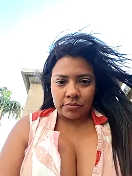 Snapshot of CanelitaPasion chatting on 5, 3, 2026 CanelitaPasion online show from 5, 3, 2026