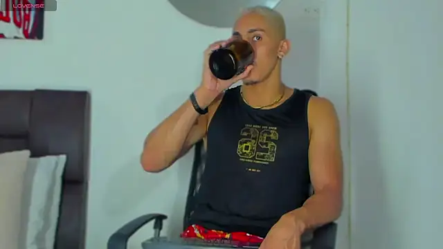 MikeRoss7777 online show from 27, 1, 2025