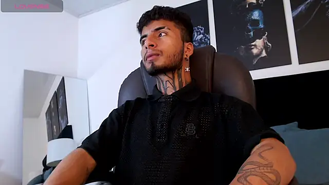 Snapshot of JuanCamiilo_66 chatting on 26, 2, 2025 JuanCamiilo 66 online show from 26, 2, 2025