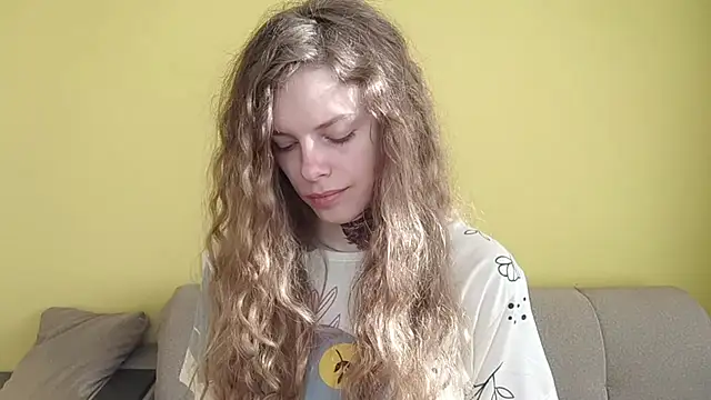 RayaNenlia online show from 23, 3, 2026