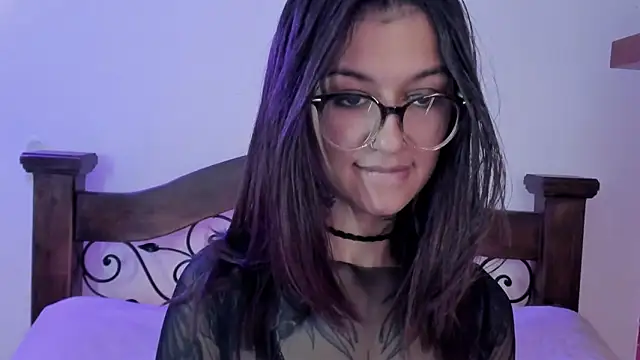 noemi foxxx online show from 14, 12, 2024