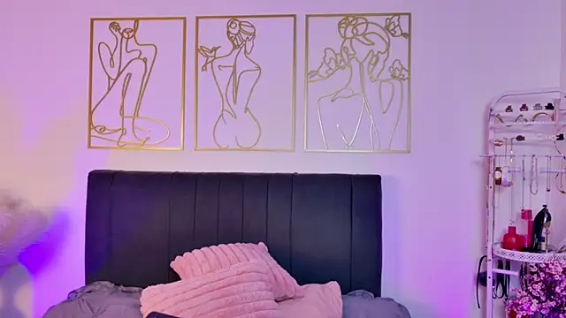 summer holiday online show from 19, 9, 2025