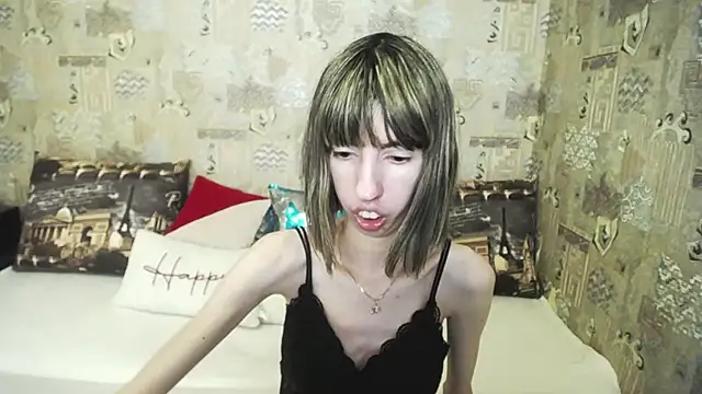 Snapshot of Unusual_G chatting on 14, 7, 2026 Unusual G online show from 14, 7, 2026