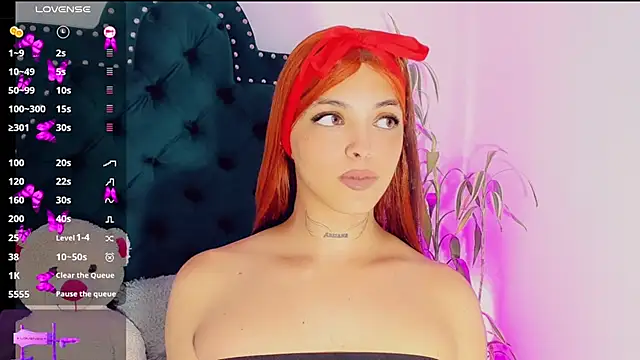 Snapshot of Emmaa_Saenz_ chatting on 19, 2, 2025 Emmaa Saenz  online show from 19, 2, 2025