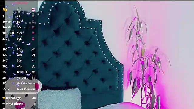 Snapshot of Emmaa_Saenz_ chatting on 25, 2, 2025 Emmaa Saenz  online show from 25, 2, 2025