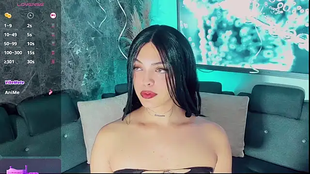 Snapshot of Emmaa_Saenz_ chatting on 13, 9, 2025 Emmaa Saenz  online show from 13, 9, 2025