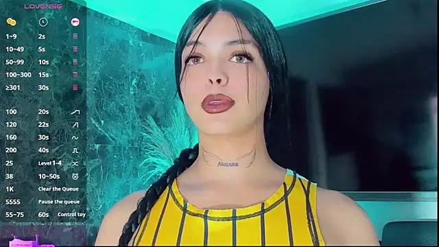 Snapshot of Emmaa_Saenz_ chatting on 8, 10, 2025 Emmaa Saenz  online show from 8, 10, 2025