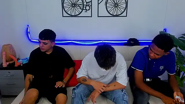 Crazy nigth01 online show from 18, 2, 2026