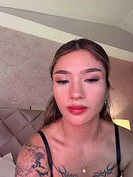 Snapshot of Arianavillada chatting on 25, 5, 2026 Arianavillada online show from 25, 5, 2026