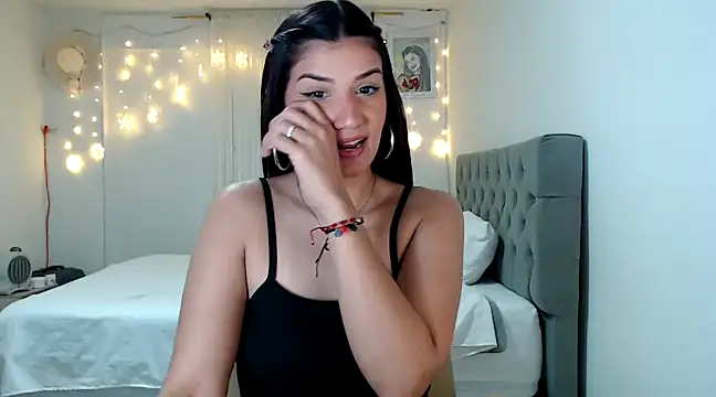 ZajiraShane online show from 17, 12, 2024