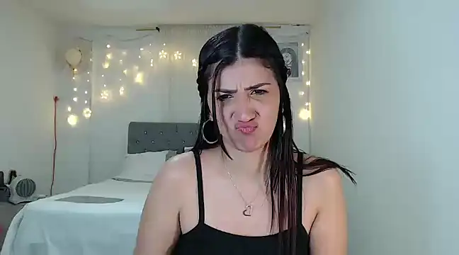 ZajiraShane online show from 23, 1, 2025