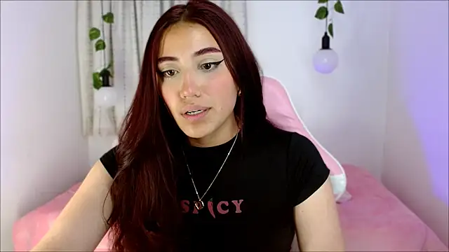 Snapshot of veronicaxx69 chatting on 29, 12, 2024 veronicaxx69 online show from 29, 12, 2024