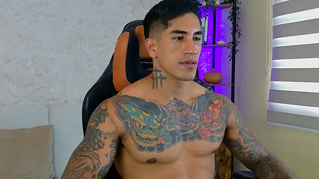 AdanReilly online show from 22, 2, 2025