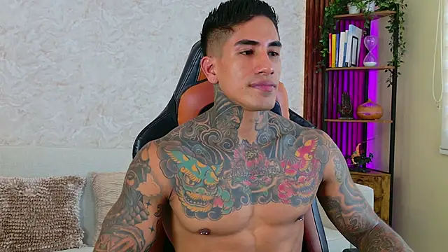 AdanReilly online show from 19, 11, 2025