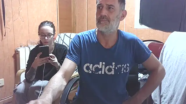 Snapshot of Lia_Y_PatrickX chatting on 21, 12, 2025 Lia Y PatrickX online show from 21, 12, 2025