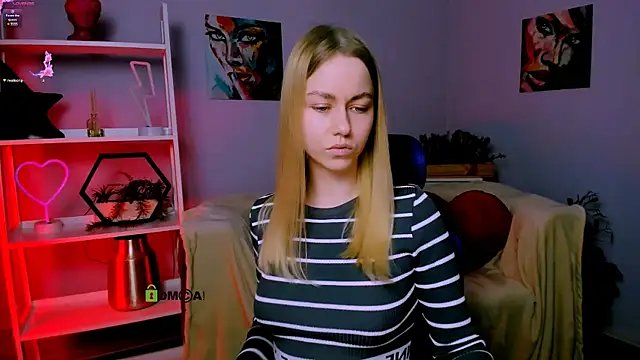 scarlet mooore online show from 5, 3, 2025