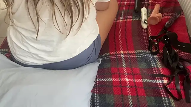 Ceyceys online show from 20, 10, 2025