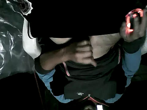 Snapshot of vadszex31 chatting on 6, 10, 2025 vadszex31 online show from 6, 10, 2025