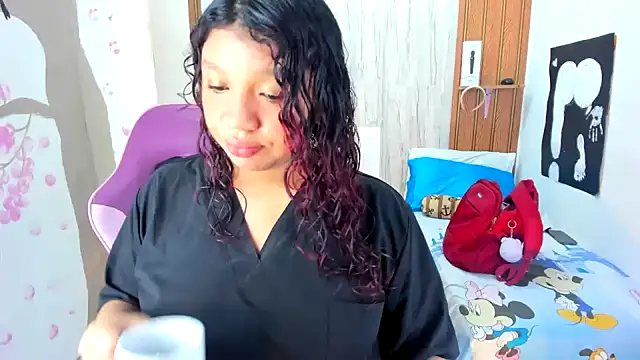 Emily Coper18 online show from 13, 7, 2026