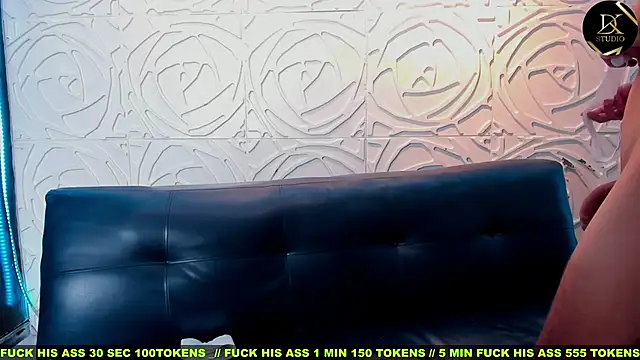 Snapshot of Sex_orgy01 chatting on 22, 1, 2025 Sex orgy01 online show from 22, 1, 2025