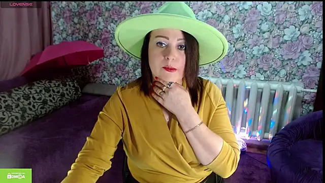 Julia-ru online show from 3, 5, 2026