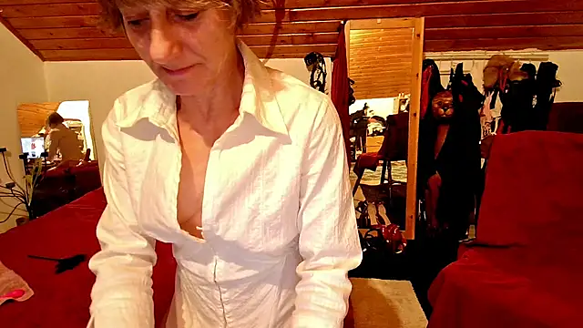Snapshot of Hot_Colettte chatting on 15, 4, 2026 Hot Colettte online show from 15, 4, 2026