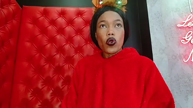 CrystalBrooke3x online show from 18, 12, 2025