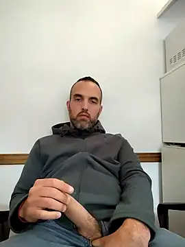 leon3875 online show from 16, 1, 2025