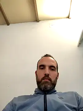 leon3875 online show from 12, 3, 2025