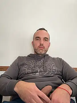 leon3875 online show from 20, 5, 2026