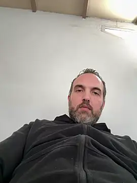 leon3875 online show from 28, 7, 2026