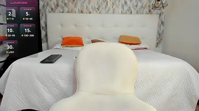 Snapshot of MagnusKing_ chatting on 4, 3, 2025 MagnusKing  online show from 4, 3, 2025