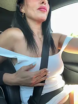 KimKelly13 online show from 25, 7, 2026