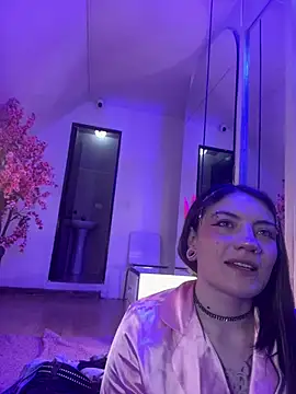 Broklinwhite  online show from 24, 7, 2026