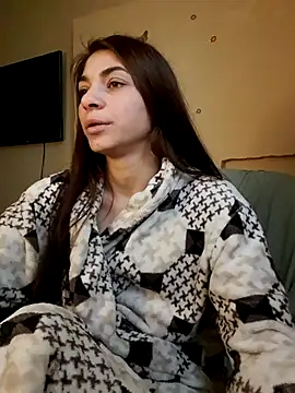 Snapshot of AntoniaHottie chatting on 2, 2, 2025 AntoniaHottie online show from 2, 2, 2025