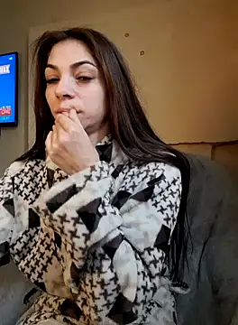 Snapshot of AntoniaHottie chatting on 2, 3, 2025 AntoniaHottie online show from 2, 3, 2025