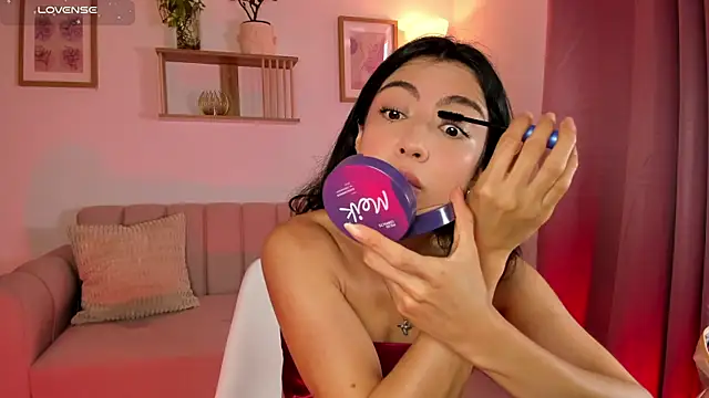 Lilabril online show from 7, 8, 2026