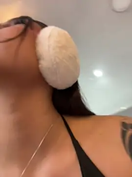 CHERRYY BOMB  online show from 17, 3, 2026